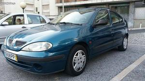 Renault Mégane RTX Junho/00 - à venda - Ligeiros