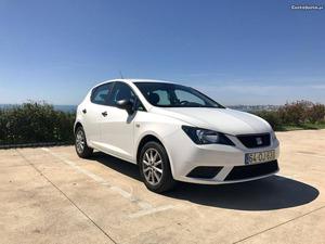 Seat Ibiza 1.6 TDI STYLE Fevereiro/14 - à venda - Ligeiros