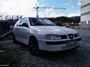 Seat Ibiza 6k2 Julho/01 - à venda - Comerciais / Van, Braga