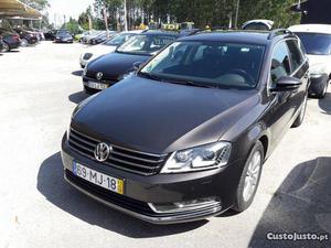 VW Passat V. 2.0 TDi Confort Outubro/11 - à venda -