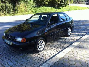 VW Polo 1.4 Classic Setembro/98 - à venda - Ligeiros