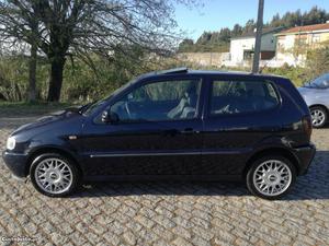 VW Polo 16v  km Dezembro/97 - à venda - Ligeiros