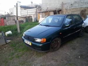 VW Polo económica Maio/98 - à venda - Ligeiros