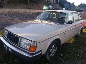 Volvo 244 GLE Classico Abril/80 - à venda - Ligeiros