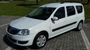 Dacia Logan dci 7 lugares Junho/12 - à venda - Ligeiros