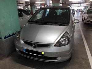 Honda Jazz 1.2 Abril/02 - à venda - Ligeiros Passageiros,