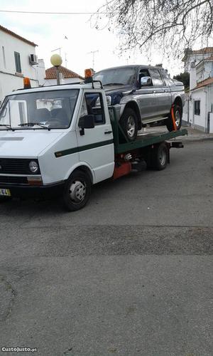 Iveco Daily Pronto socorro Abril/89 - à venda - Comerciais