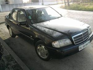 Mercedes-Benz C 180 GPL aceito retoma Fevereiro/96 - à