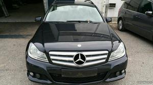 Mercedes-Benz C 180 cdi impecável Agosto/11 - à venda -