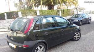 Opel Corsa familiar Agosto/02 - à venda - Ligeiros