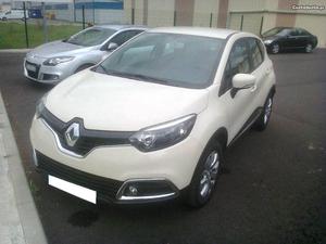 Renault Captur 1.5 dCi - A.C. Maio/14 - à venda - Ligeiros
