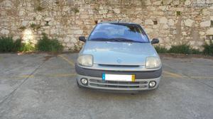 Renault Clio 1.2 rt Outubro/98 - à venda - Ligeiros