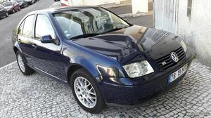 VW Bora 2.3 v5 Dezembro/99 - à venda - Ligeiros