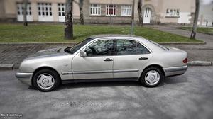 Mercedes-Benz E 220 Diesel 1 dono Junho/97 - à venda -