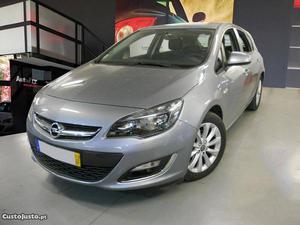 Opel Astra J 1.7 CDTI COSMO 130 Janeiro/13 - à venda -