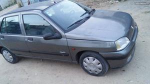 Renault Clio clio 1.2 Fevereiro/98 - à venda - Ligeiros