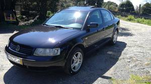 VW Passat 1.9 TDI 115 CV Outubro/99 - à venda - Ligeiros