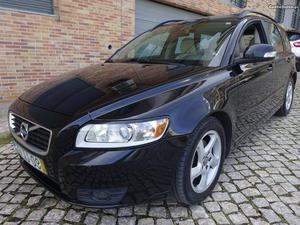 Volvo V D Momentum Nac Junho/10 - à venda - Ligeiros