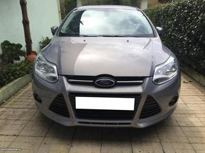 Ford Focus sw 1.6TDCI c/ GPS Setembro/13 - à venda -