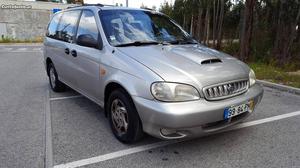 Kia Carnival 2.9 RS Maio/00 - à venda - Ligeiros