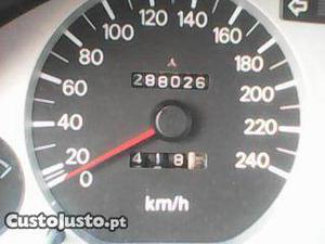 Mitsubishi Carisma 1.6 Abril/97 - à venda - Ligeiros