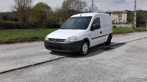 Opel Combo 1. 7 DI Setembro/03 - à venda - Ligeiros