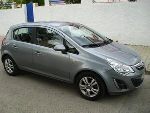 Opel Corsa Automático Março/12 - à venda - Ligeiros