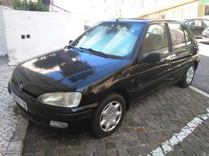 Peugeot 106 XT Fevereiro/97 - à venda - Ligeiros