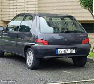 Peugeot 106 XT com VE, FC e tecto de abrir Fevereiro/93 - à