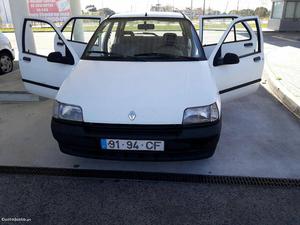 Renault Clio 1.2 com IPO até  Junho/93 - à venda -