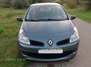 Renault Clio breke Setembro/06 - à venda - Ligeiros