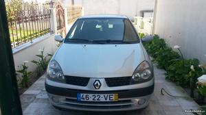 Renault Clio ligeiros passageiros Outubro/03 - à venda -