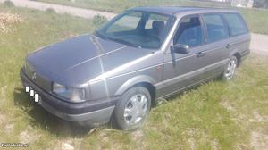 VW Passat 1.6 td Julho/93 - à venda - Ligeiros Passageiros,