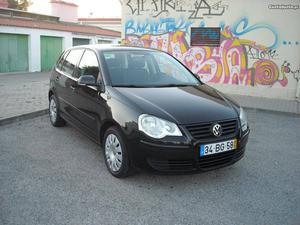 VW Polo 1.2 Gasolina Fevereiro/06 - à venda - Ligeiros