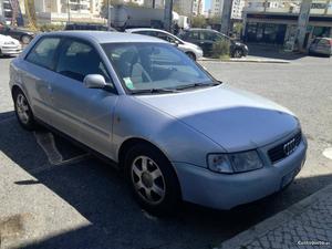 Audi A3 Tdi Sport Fevereiro/99 - à venda - Ligeiros