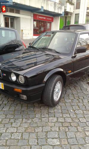 BMW 324 E30 TD 115 cv Dezembro/88 - à venda - Ligeiros