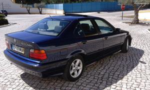 BMW 325 bmw 325Tds 143cv Fevereiro/94 - à venda - Ligeiros