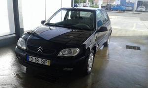 Citroën Saxo 1.4 VTS Dezembro/01 - à venda - Ligeiros