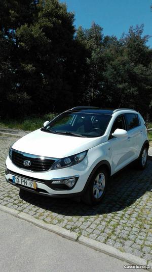 Kia Sportage 1.7 CRDI ISG TX Prime Fevereiro/15 - à venda -