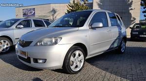 Mazda 2 1.3 EXCLUSI KM Setembro/04 - à venda -