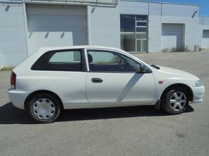 Mazda 323 PRACTICAL VAN Janeiro/00 - à venda - Comerciais /
