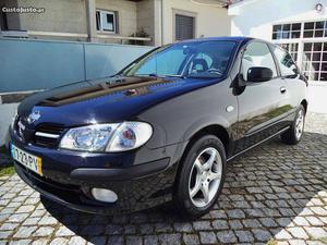 Nissan Almera 1.5 Coupé Junho/00 - à venda - Ligeiros