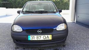 Opel Corsa  TD Julho/00 - à venda - Ligeiros