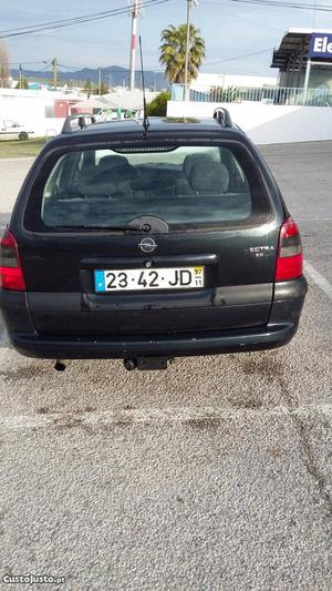 Opel Vectra  stachion Novembro/97 - à venda - Ligeiros