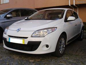 Renault Mégane 1.5 dCi Dynamic GPS Julho/10 - à venda -