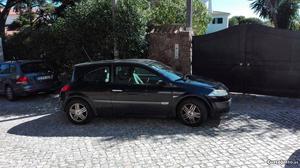 Renault Mégane 1.5 dci Junho/03 - à venda - Ligeiros