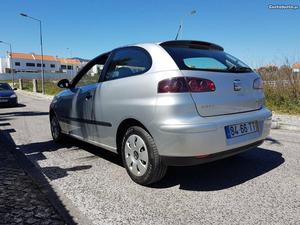 Seat Ibiza 1.9 SDI Julho/02 - à venda - Comerciais / Van,