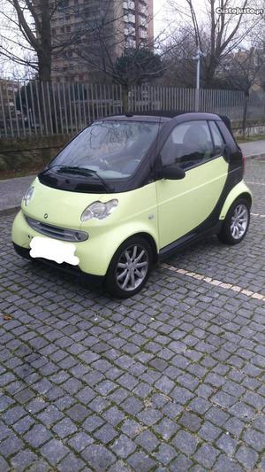 Smart ForTwo Cabrio cdi Abril/02 - à venda - Ligeiros