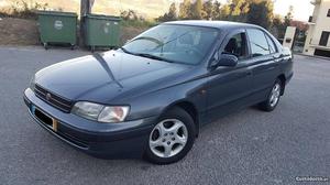 Toyota Carina 1.6 gli kms Abril/95 - à venda -