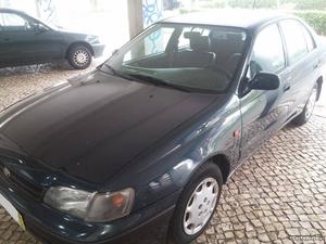 Toyota Carina E1.6 recebo retoma Abril/95 - à venda -